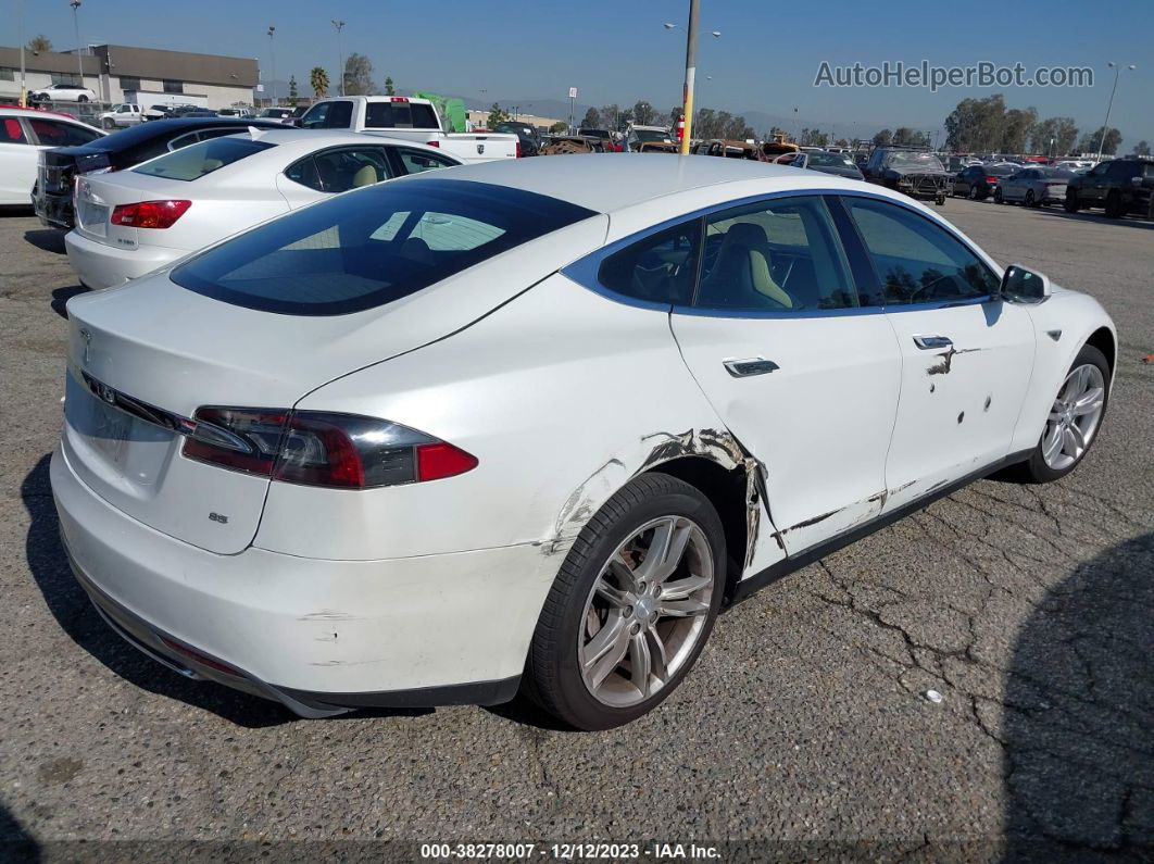 2013 Tesla Model S   White vin: 5YJSA1CN1DFP17257