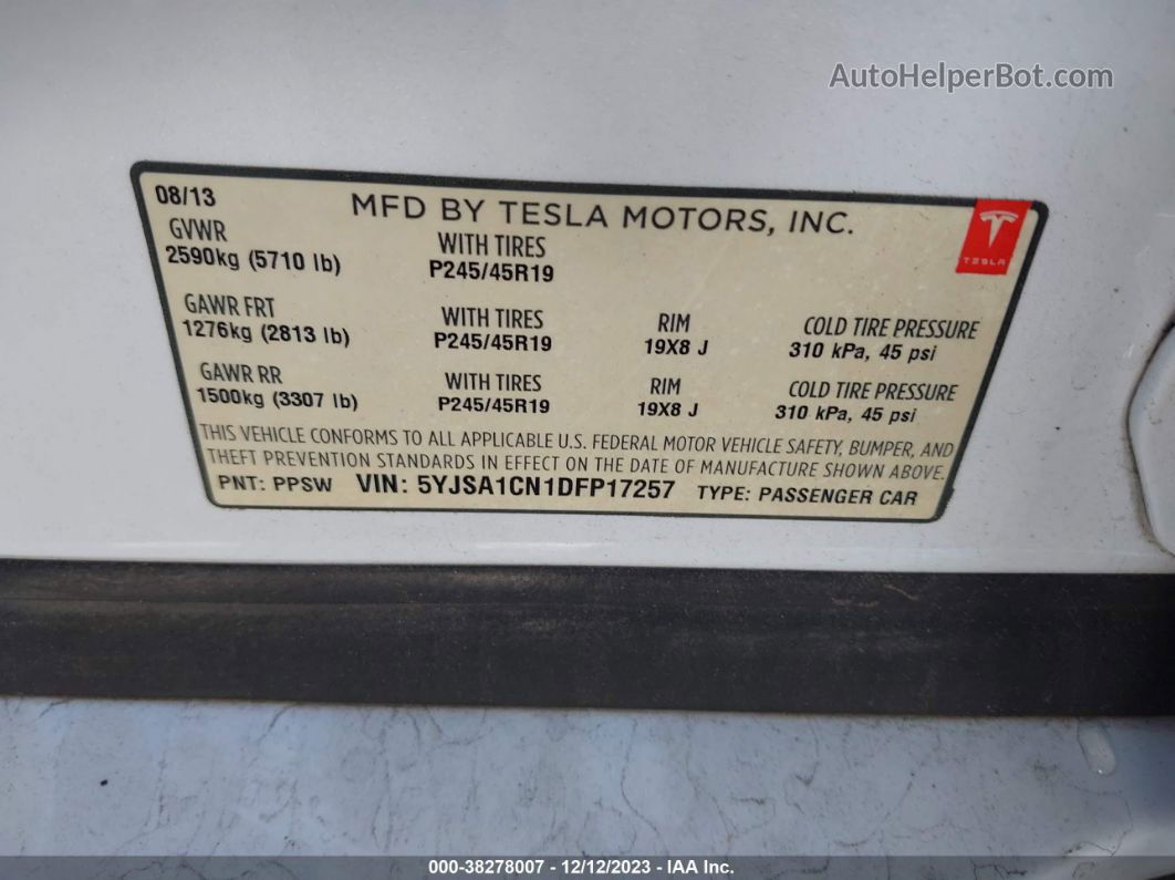 2013 Tesla Model S   White vin: 5YJSA1CN1DFP17257