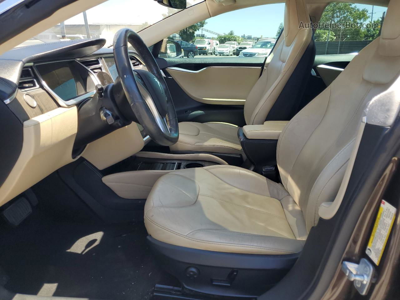 2013 Tesla Model S  Brown vin: 5YJSA1CN1DFP27464