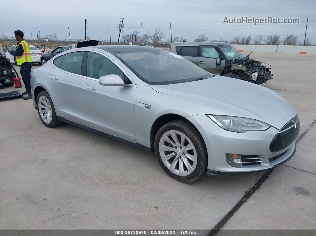 2013 Tesla Model S   Silver vin: 5YJSA1CN4DFP21433