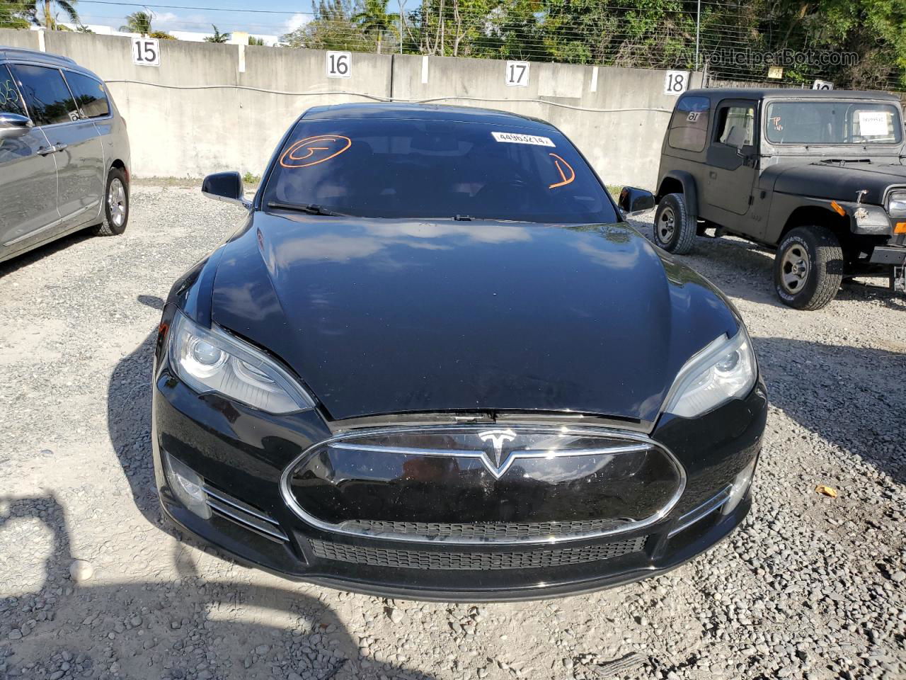 2013 Tesla Model S  Black vin: 5YJSA1CN5DFP05970