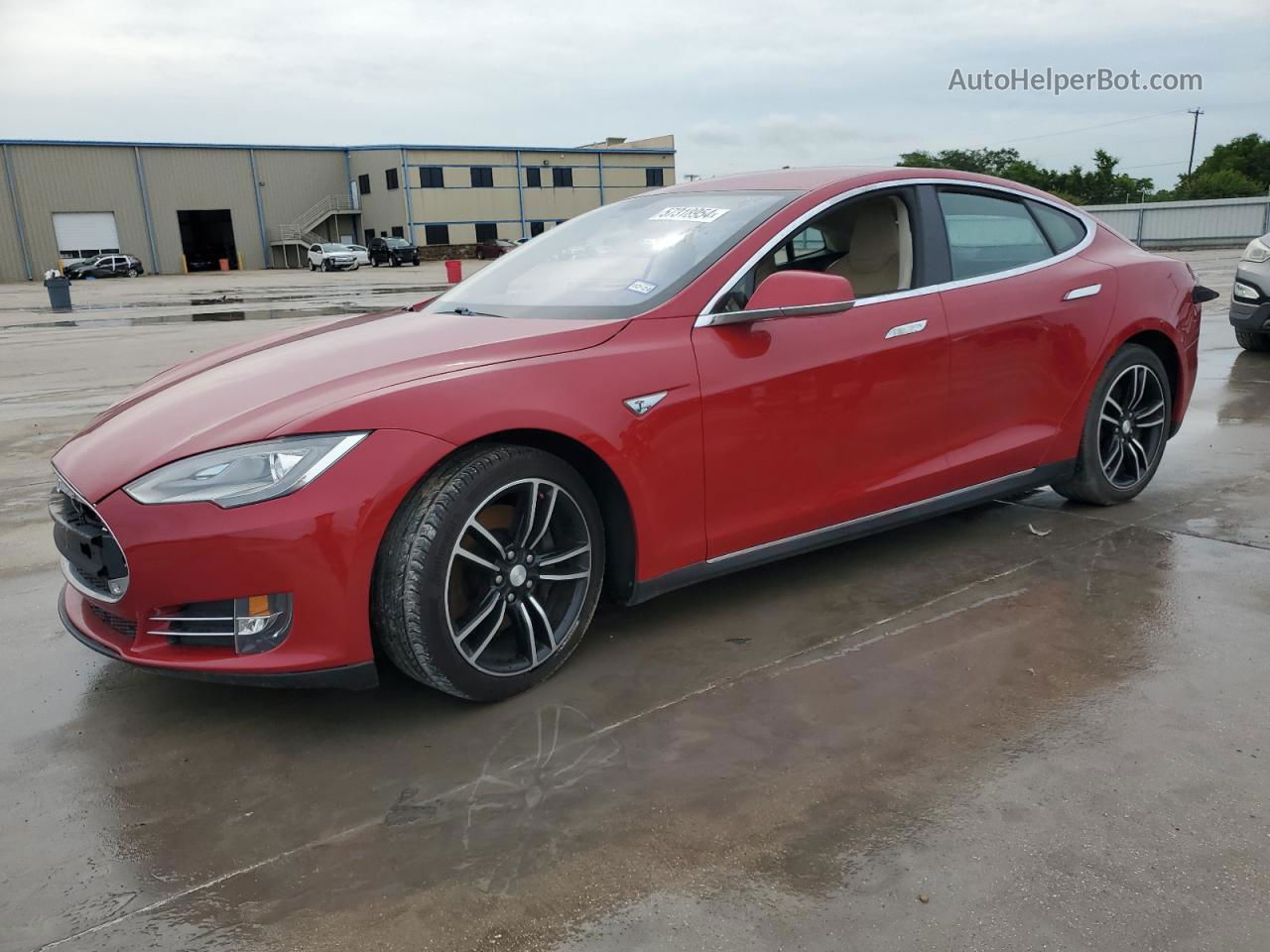 2013 Tesla Model S  Red vin: 5YJSA1CN5DFP13678