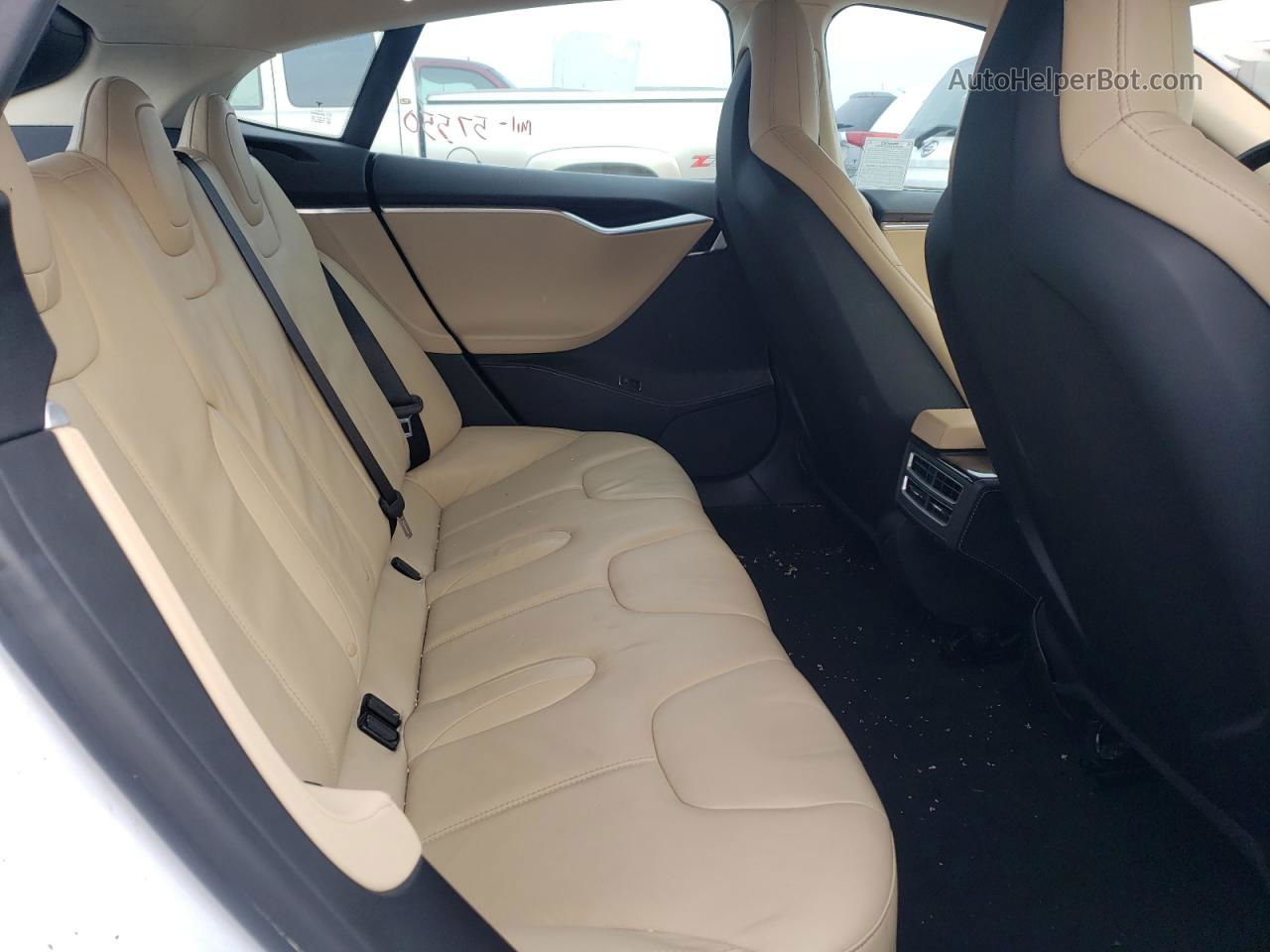 2013 Tesla Model S  Белый vin: 5YJSA1CN5DFP22431