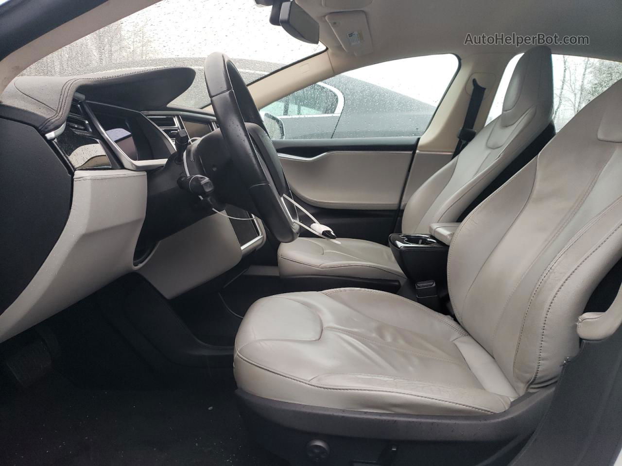 2013 Tesla Model S  Белый vin: 5YJSA1CN6DFP06304