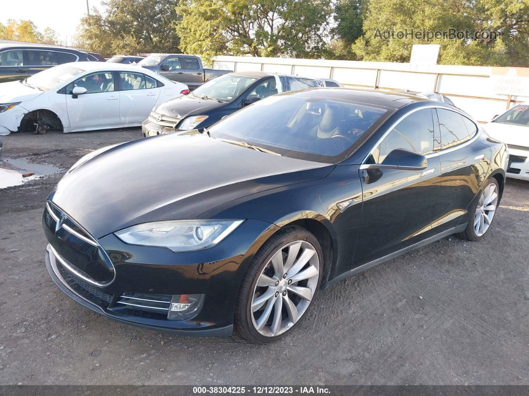 2013 Tesla Model S   Черный vin: 5YJSA1CN6DFP09963