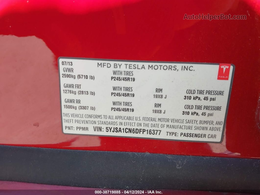 2013 Tesla Model S   Red vin: 5YJSA1CN6DFP16377