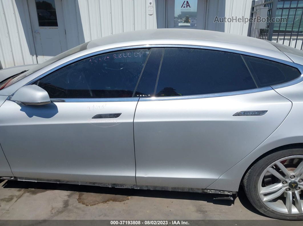 2013 Tesla Model S   Silver vin: 5YJSA1CN6DFP21952