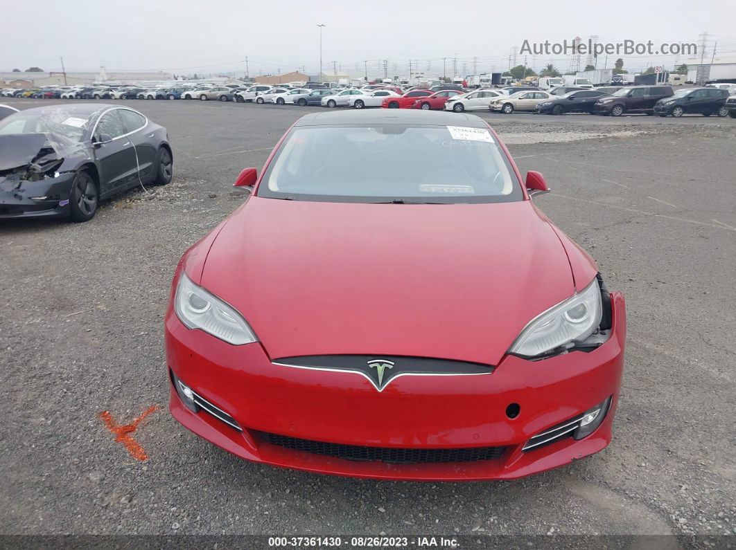 2013 Tesla Model S   Red vin: 5YJSA1CN6DFP28254