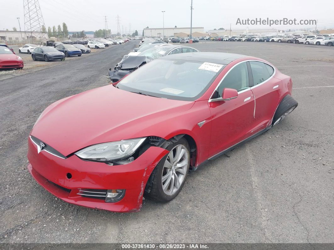 2013 Tesla Model S   Red vin: 5YJSA1CN6DFP28254