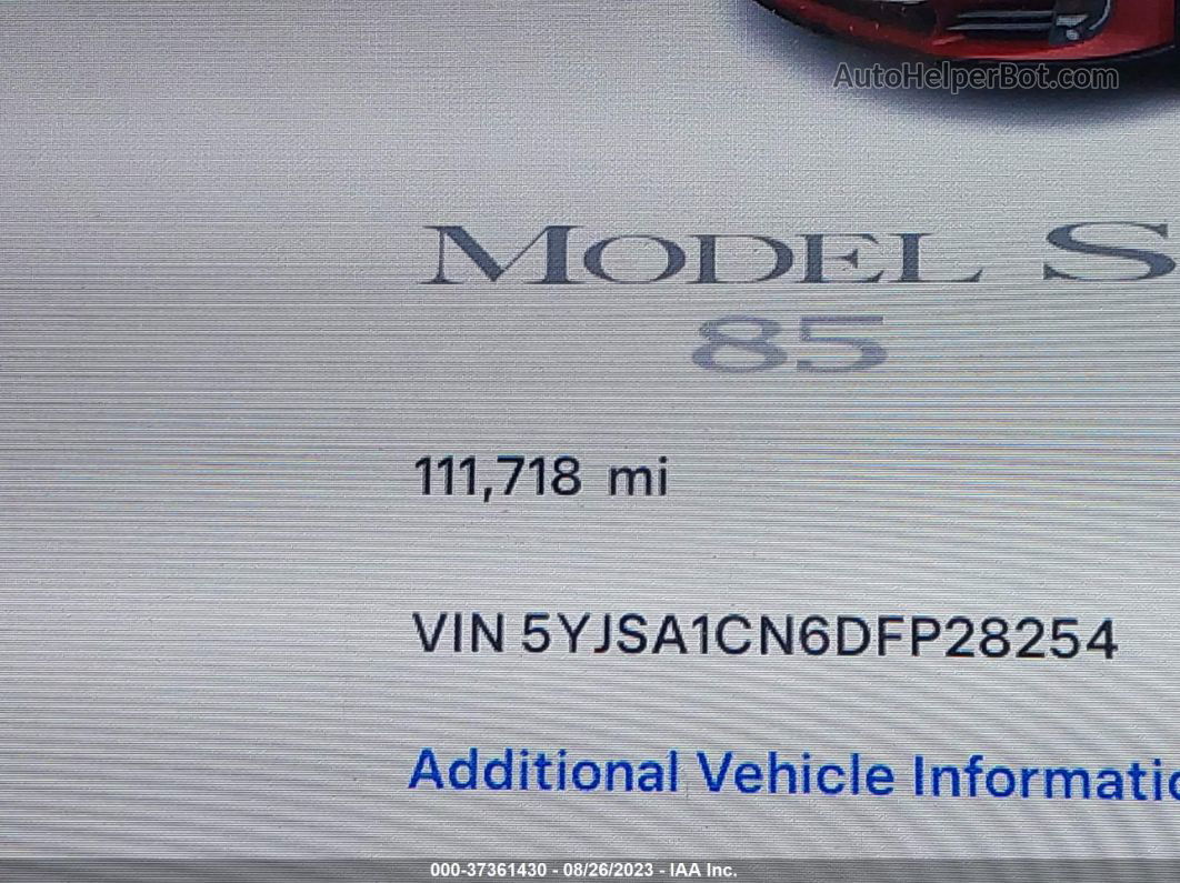 2013 Tesla Model S   Red vin: 5YJSA1CN6DFP28254