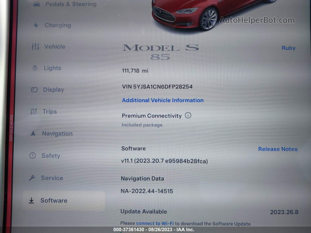 2013 Tesla Model S   Red vin: 5YJSA1CN6DFP28254