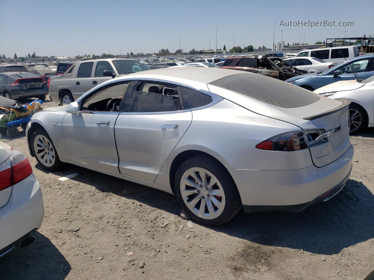 2013 Tesla Model S  Silver vin: 5YJSA1CN7DFP14699