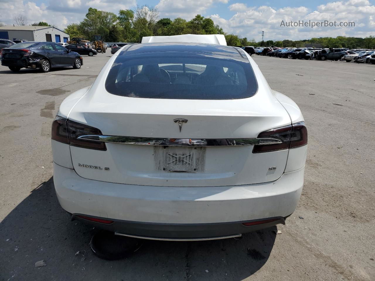 2013 Tesla Model S  White vin: 5YJSA1CN7DFP20762