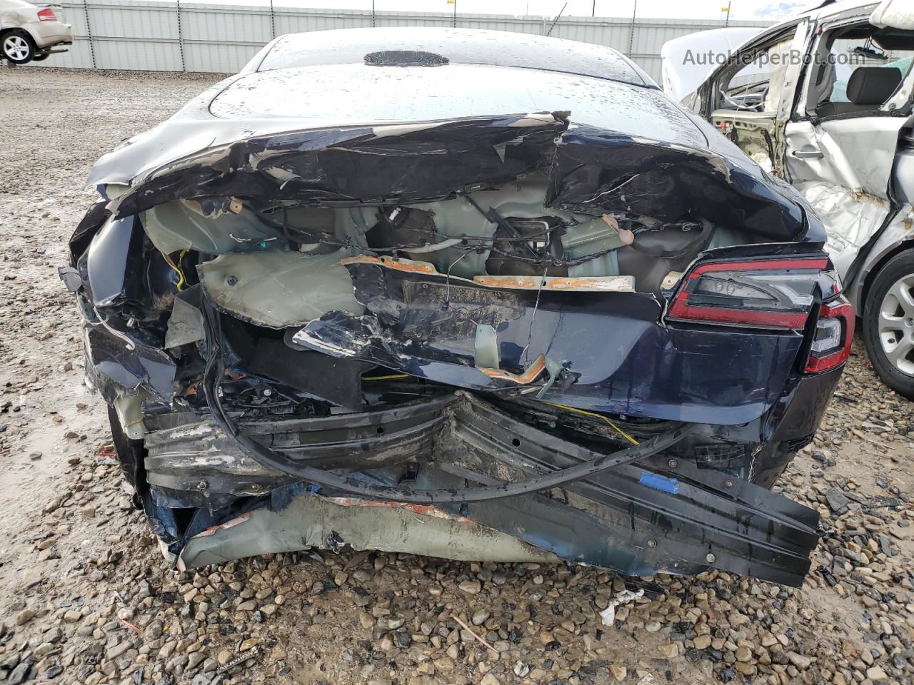 2013 Tesla Model S  Blue vin: 5YJSA1CN8DFP05123