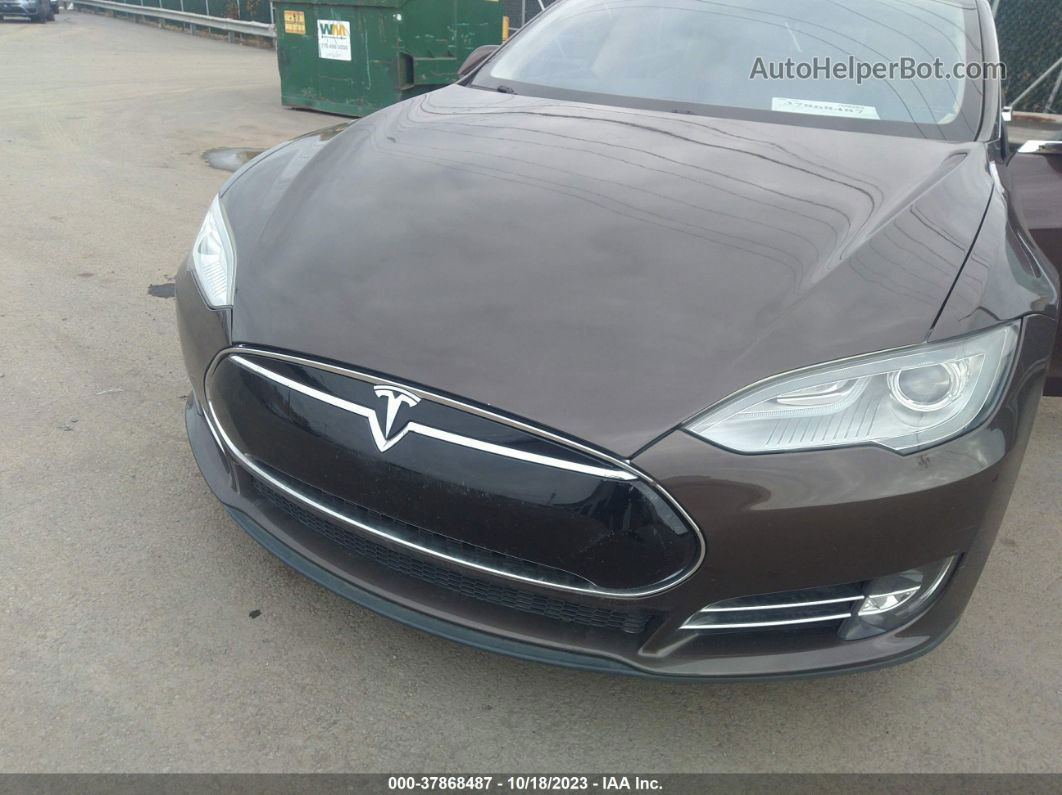 2013 Tesla Model S   Brown vin: 5YJSA1CN8DFP06157