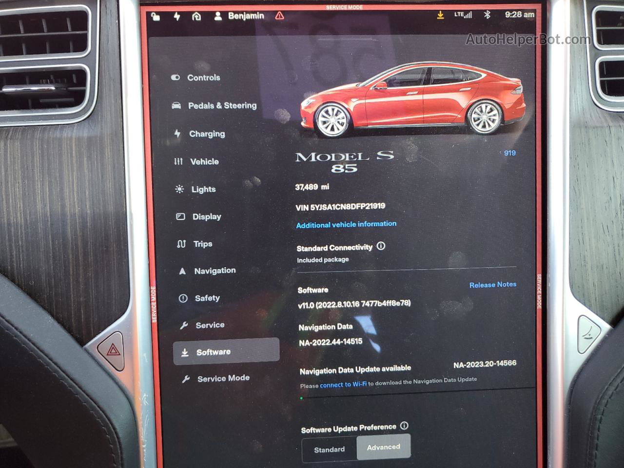 2013 Tesla Model S  Red vin: 5YJSA1CN8DFP21919