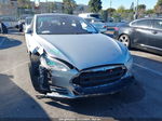 2013 Tesla Model S   Серебряный vin: 5YJSA1CN8DFP27476