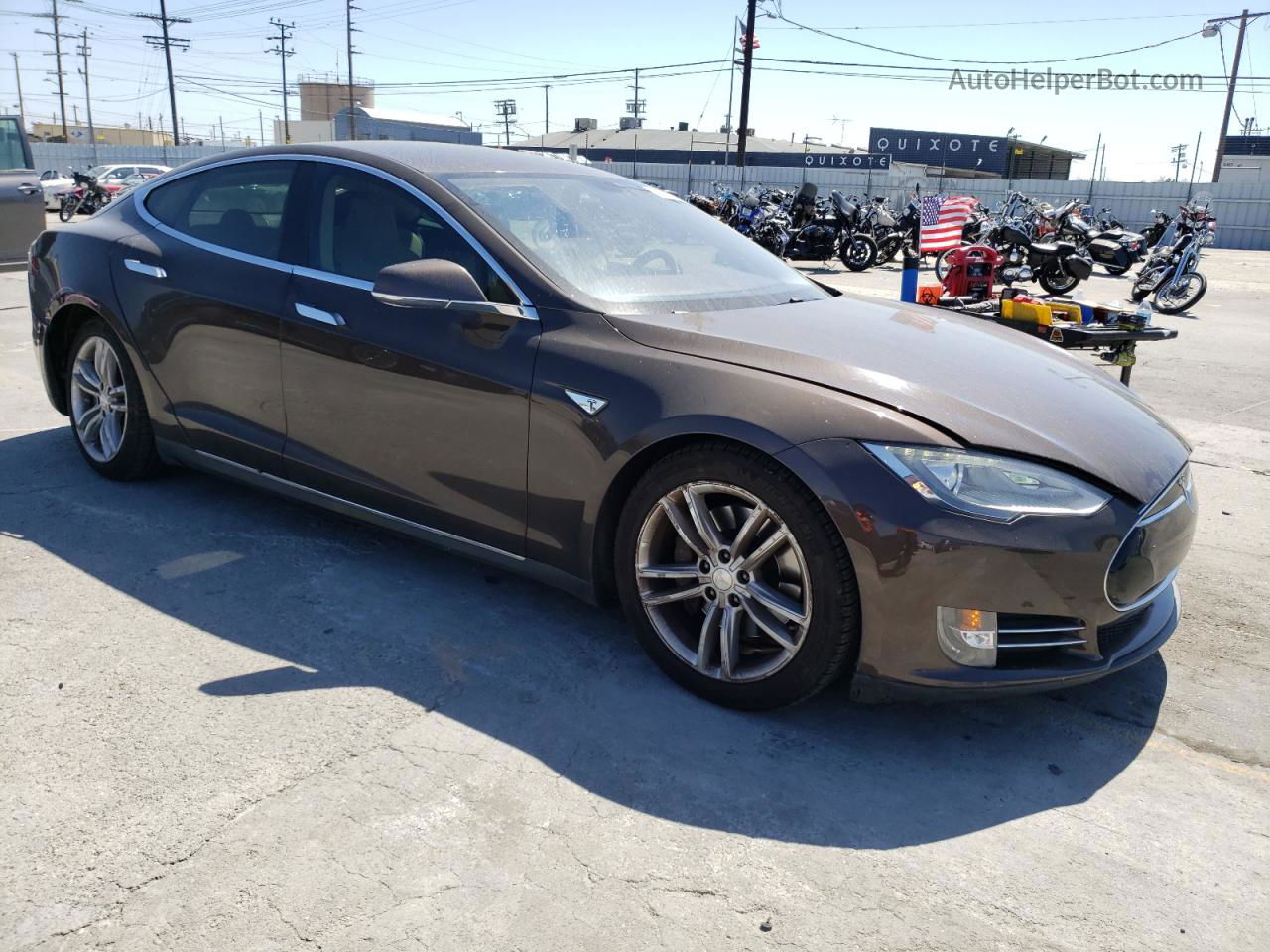 2013 Tesla Model S  Коричневый vin: 5YJSA1CN9DFP06815