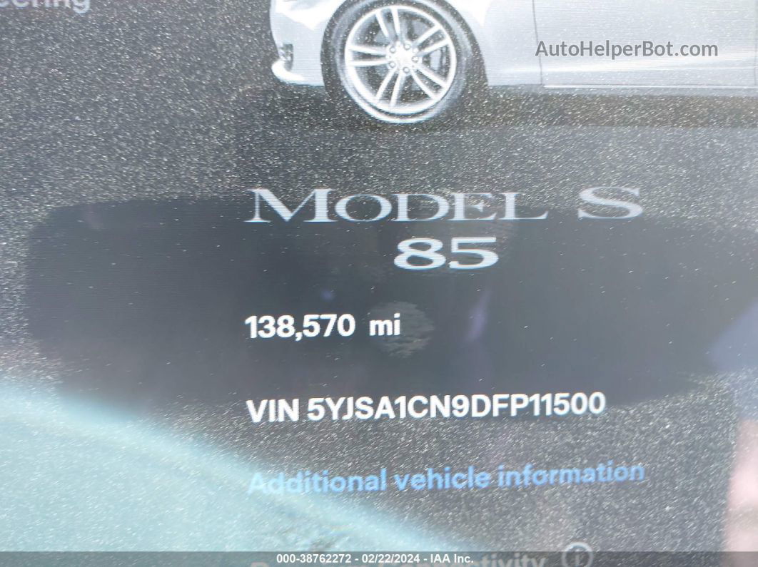 2013 Tesla Model S   Серебряный vin: 5YJSA1CN9DFP11500