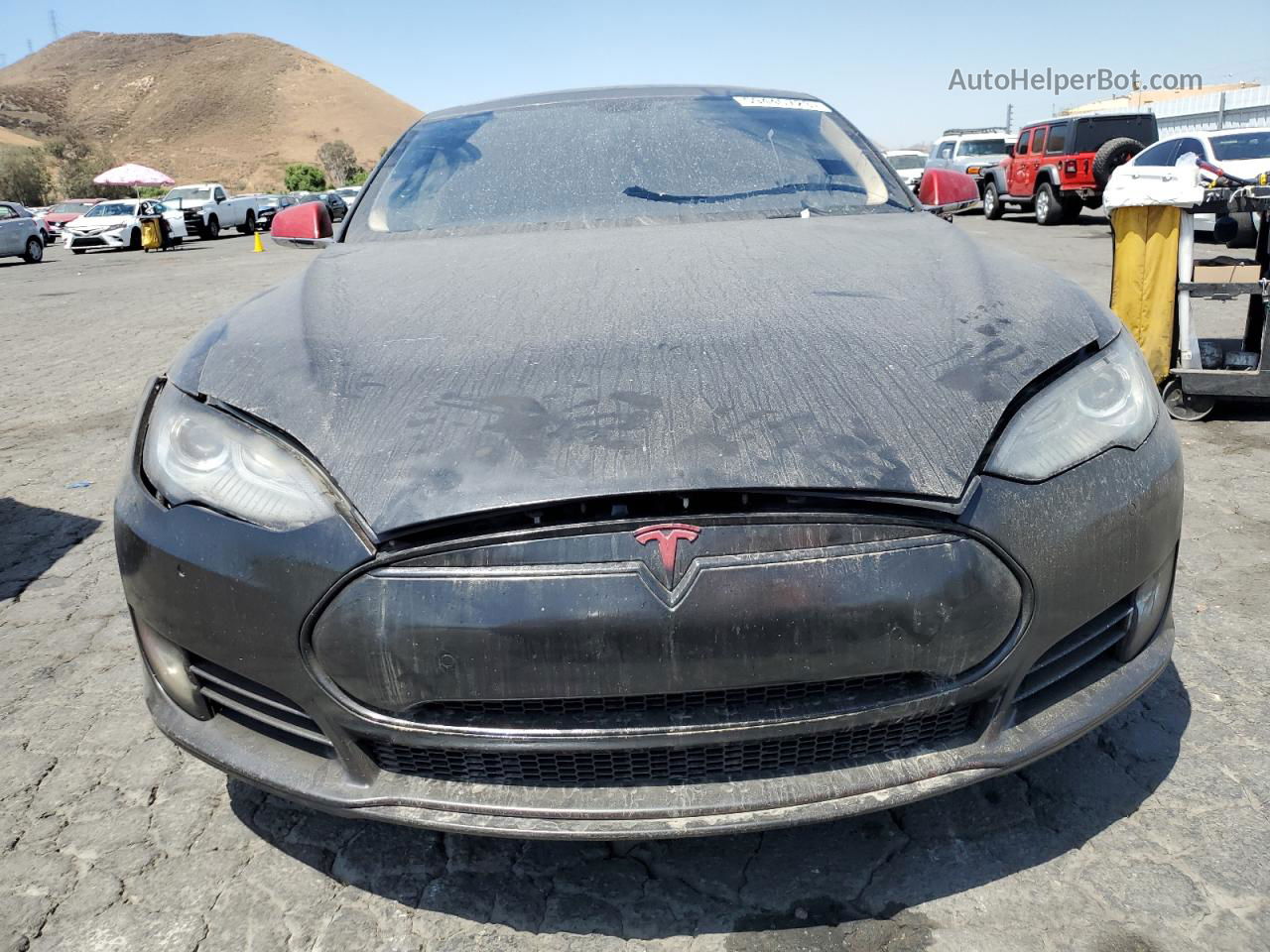 2013 Tesla Model S  Black vin: 5YJSA1CNXDFP28323