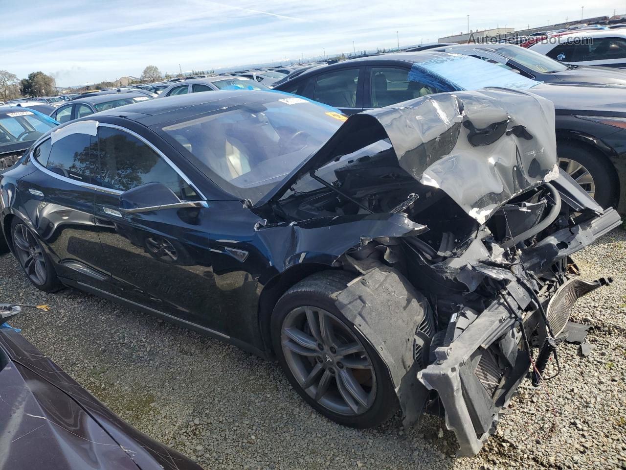 2013 Tesla Model S  Черный vin: 5YJSA1CP0DFP08048