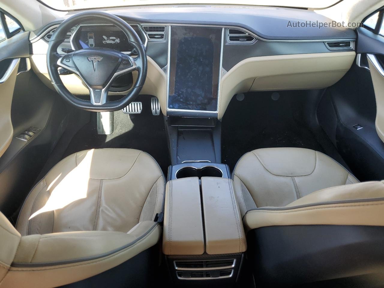 2013 Tesla Model S  White vin: 5YJSA1CP0DFP16599