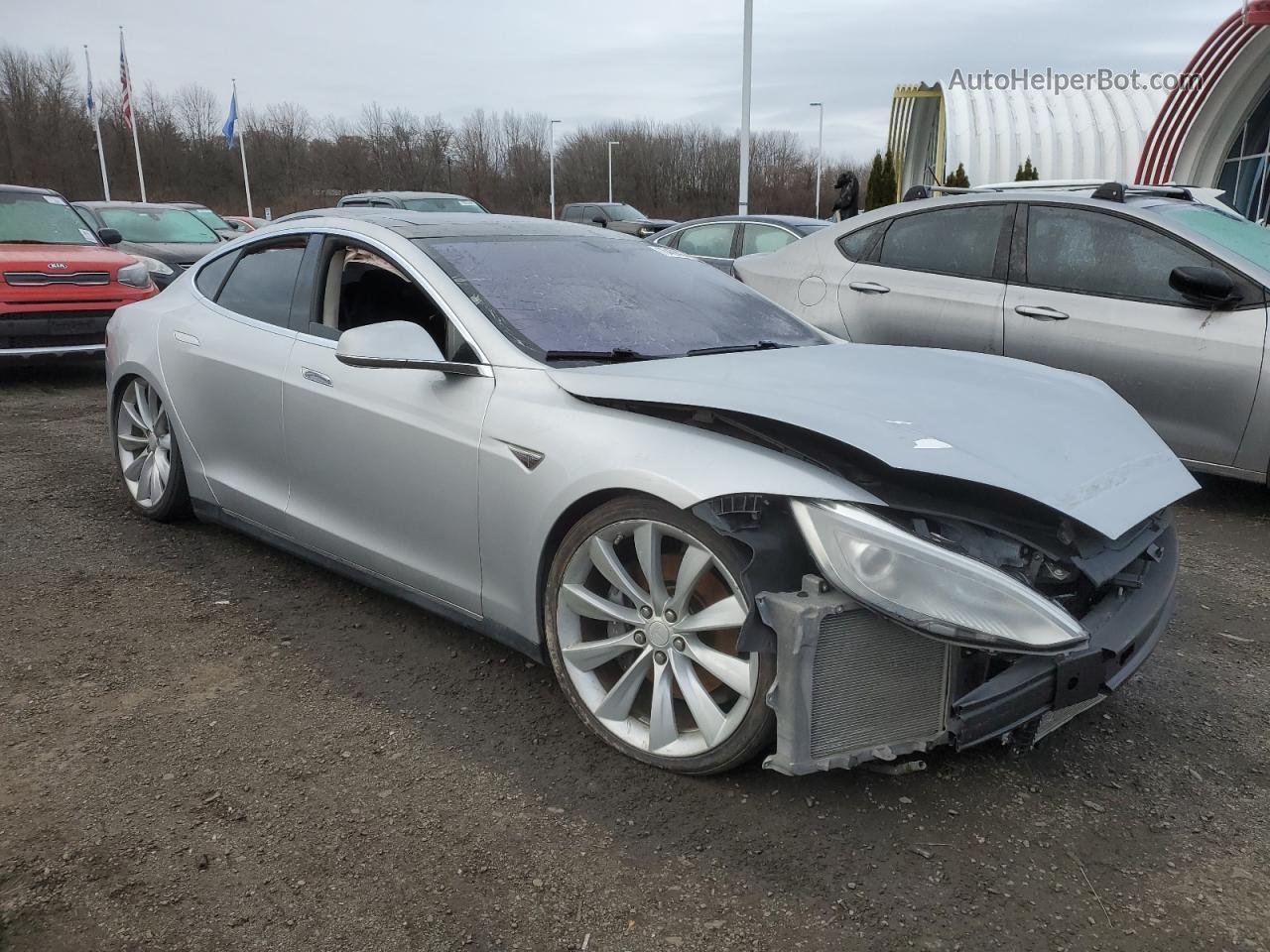 2013 Tesla Model S  Silver vin: 5YJSA1CP1DFP21116