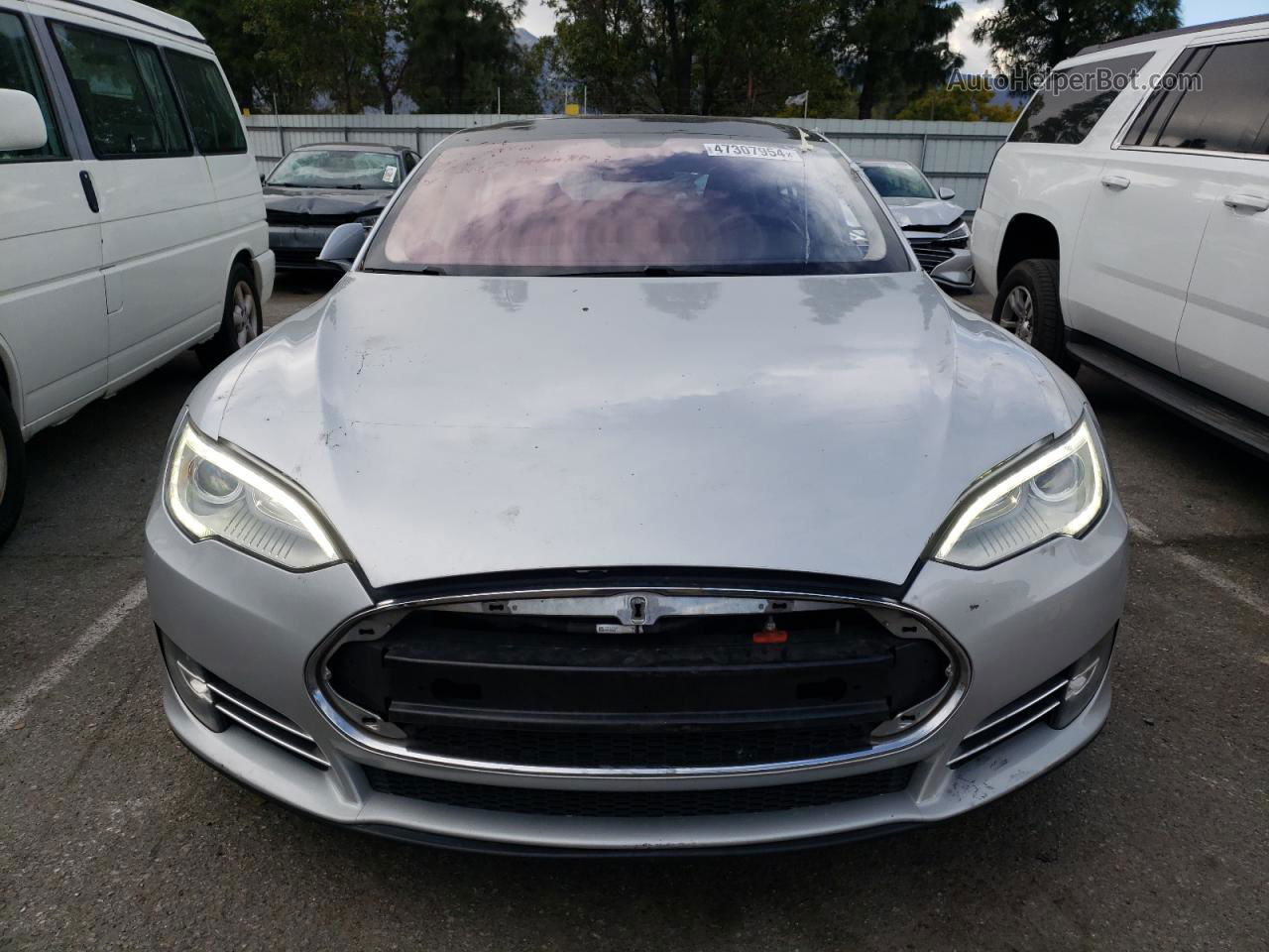 2013 Tesla Model S  Silver vin: 5YJSA1CP6DFP10404