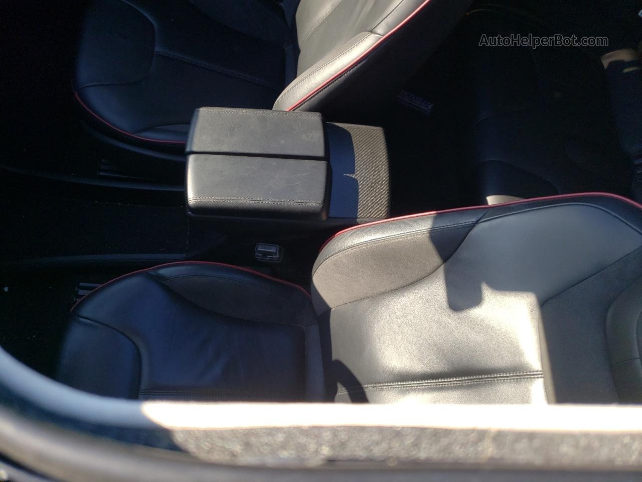 2013 Tesla Model S  Red vin: 5YJSA1CP8DFP10016