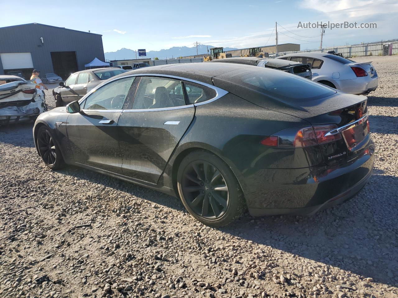 2013 Tesla Model S  Green vin: 5YJSA1CPXDFP04122