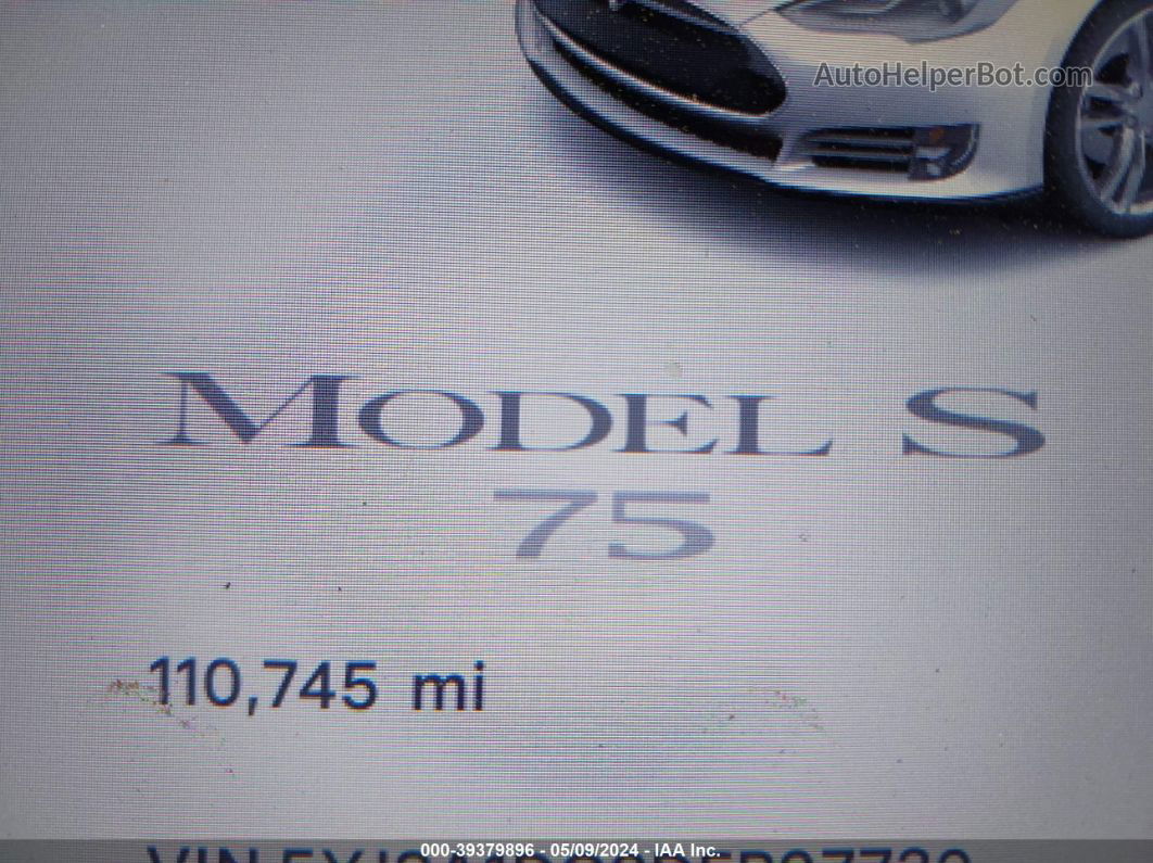 2013 Tesla Model S   White vin: 5YJSA1DG2DFP07739