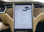 2013 Tesla Model S   White vin: 5YJSA1DG2DFP07739