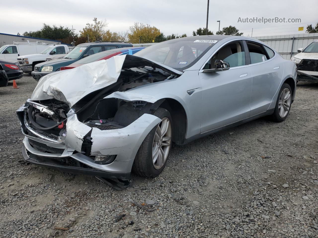 2013 Tesla Model S  Silver vin: 5YJSA1DN0DFP27180