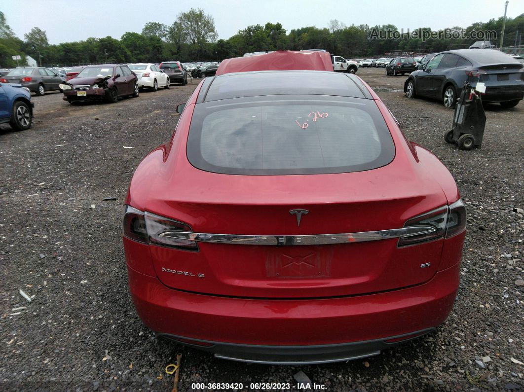 2013 Tesla Model S   Red vin: 5YJSA1DN1DFP18617