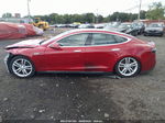 2013 Tesla Model S   Red vin: 5YJSA1DN1DFP18617