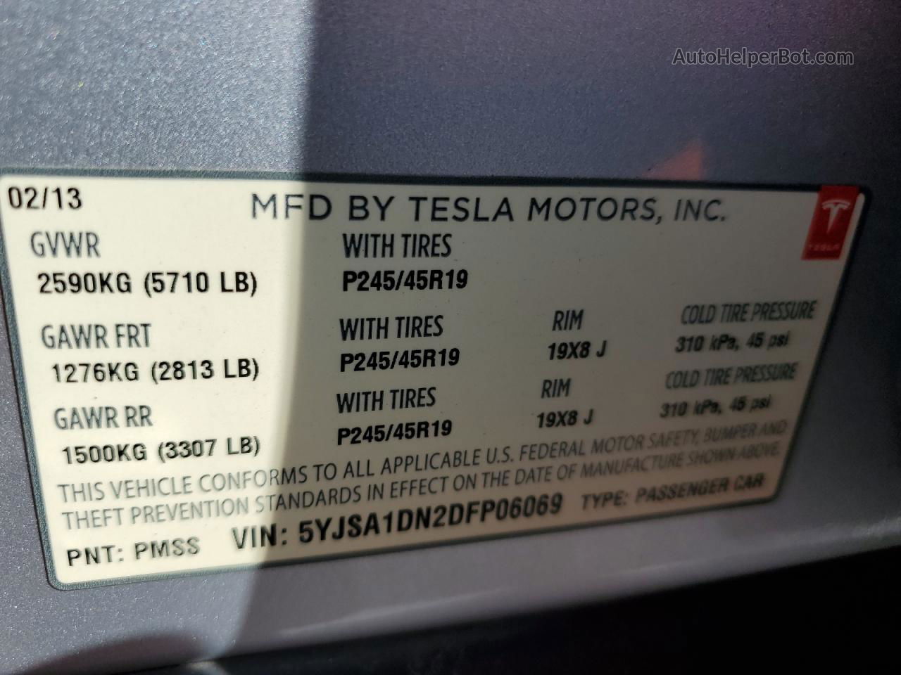 2013 Tesla Model S  Серебряный vin: 5YJSA1DN2DFP06069