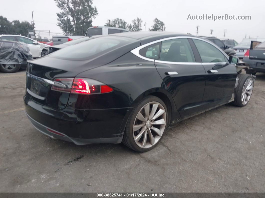 2013 Tesla Model S   Черный vin: 5YJSA1DN4DFP06722