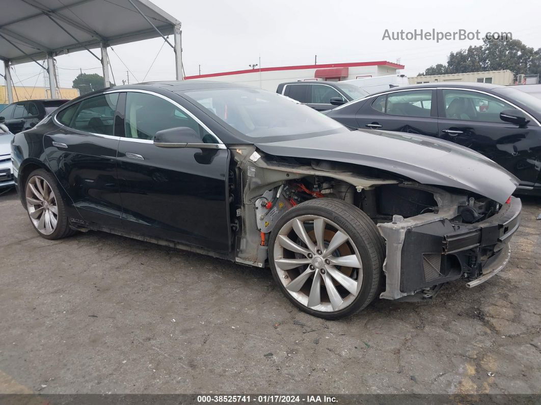 2013 Tesla Model S   Черный vin: 5YJSA1DN4DFP06722