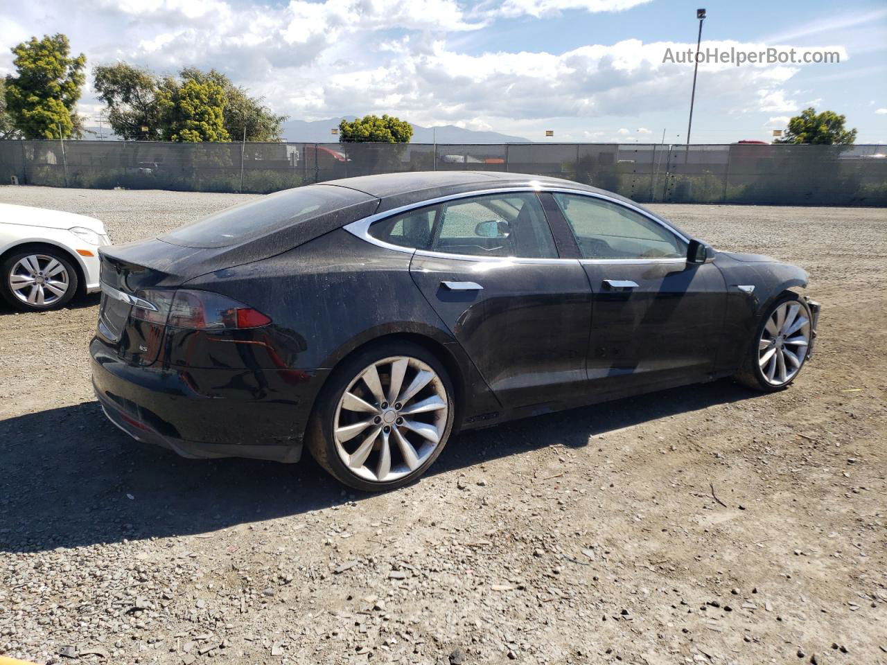 2013 Tesla Model S Black vin: 5YJSA1DN4DFP06722