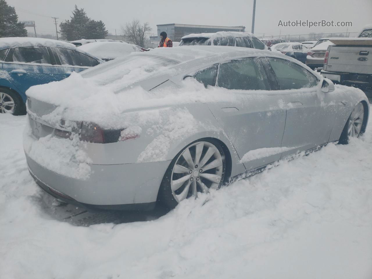 2013 Tesla Model S  Silver vin: 5YJSA1DN5DFP04364