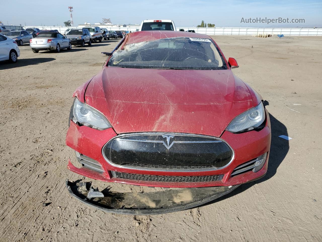 2013 Tesla Model S  Red vin: 5YJSA1DN8DFP09865