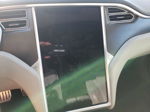 2013 Tesla Model S  White vin: 5YJSA1DP0DFP20926