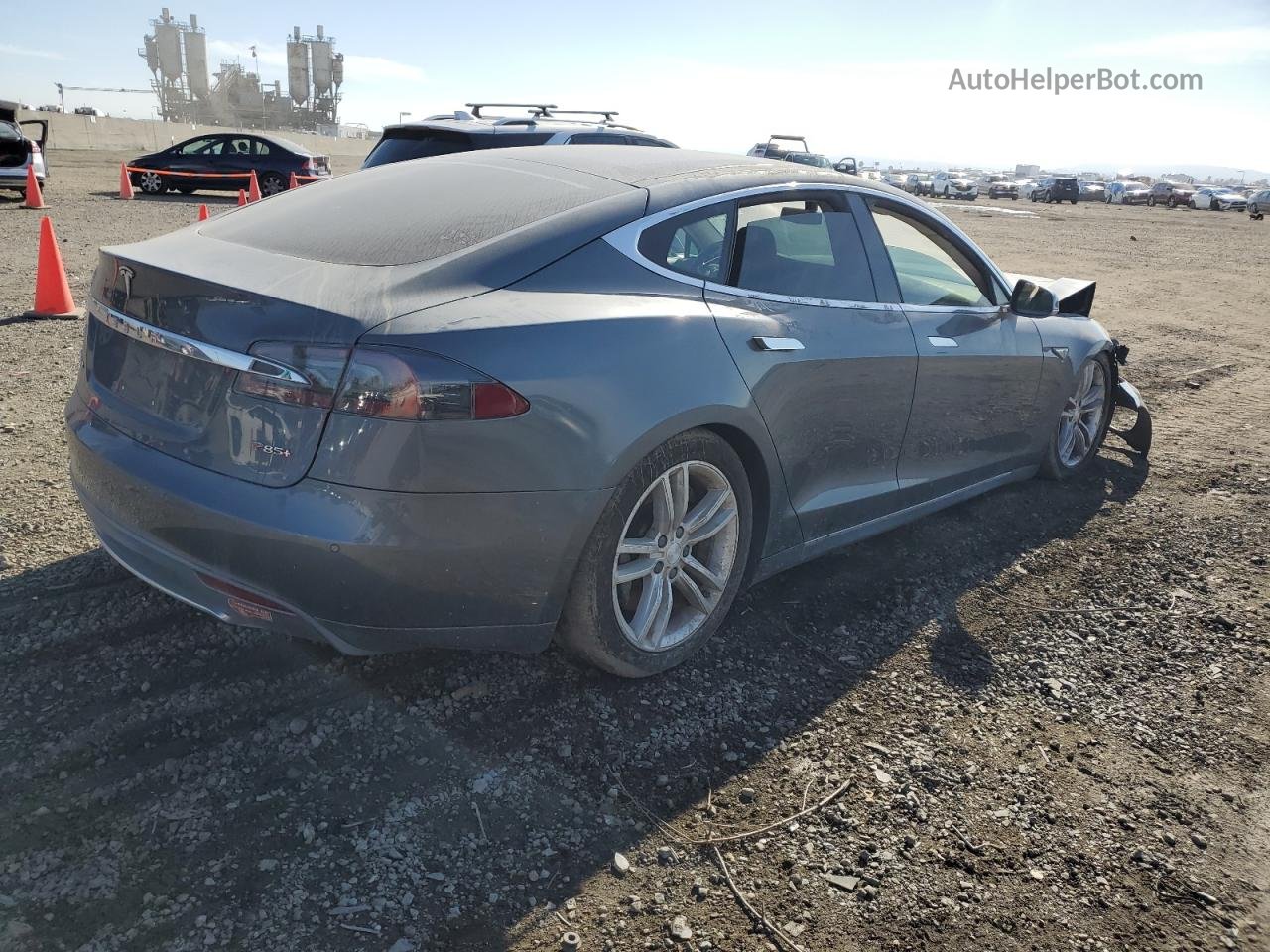 2013 Tesla Model S  Gray vin: 5YJSA1DP0DFP23695