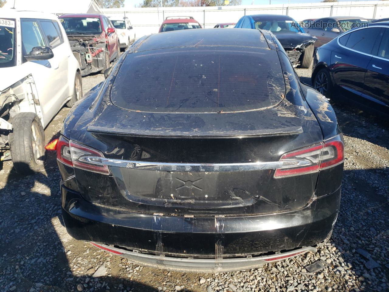 2013 Tesla Model S  Black vin: 5YJSA1DP1DFP07148