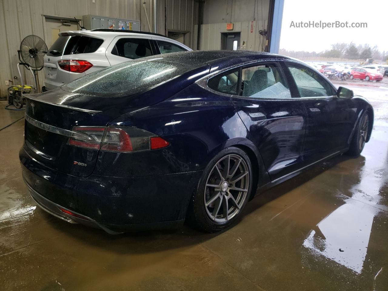 2013 Tesla Model S  Blue vin: 5YJSA1DP1DFP12690