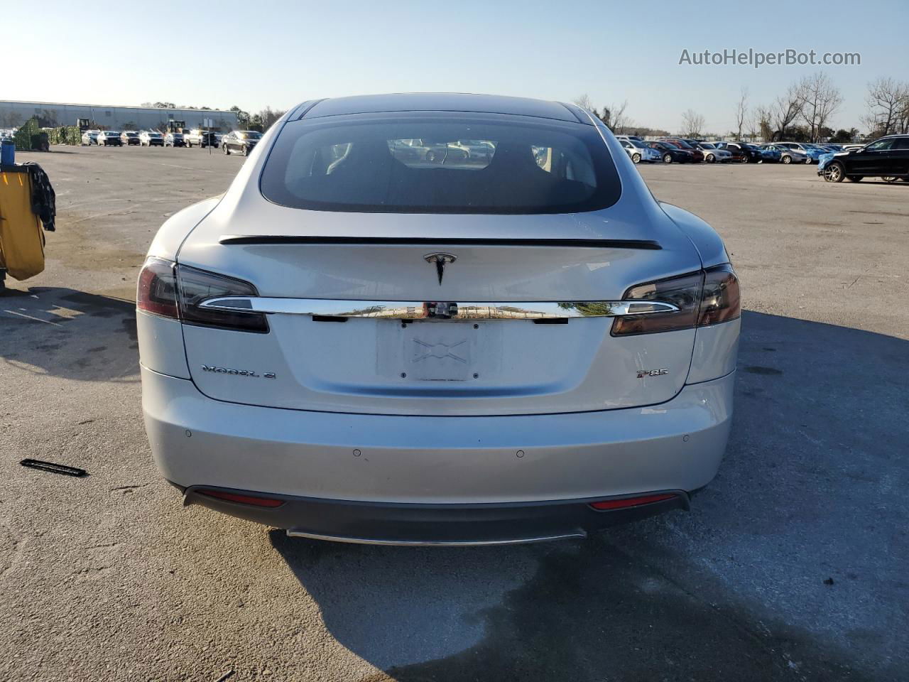 2013 Tesla Model S  Silver vin: 5YJSA1DP1DFP22555