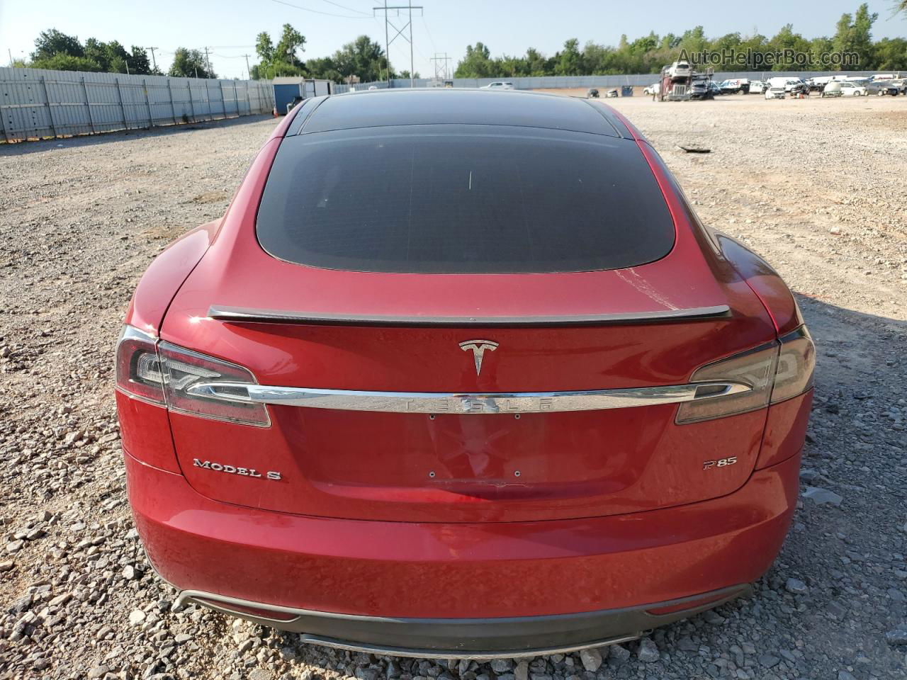 2013 Tesla Model S  Red vin: 5YJSA1DP2DFP08955