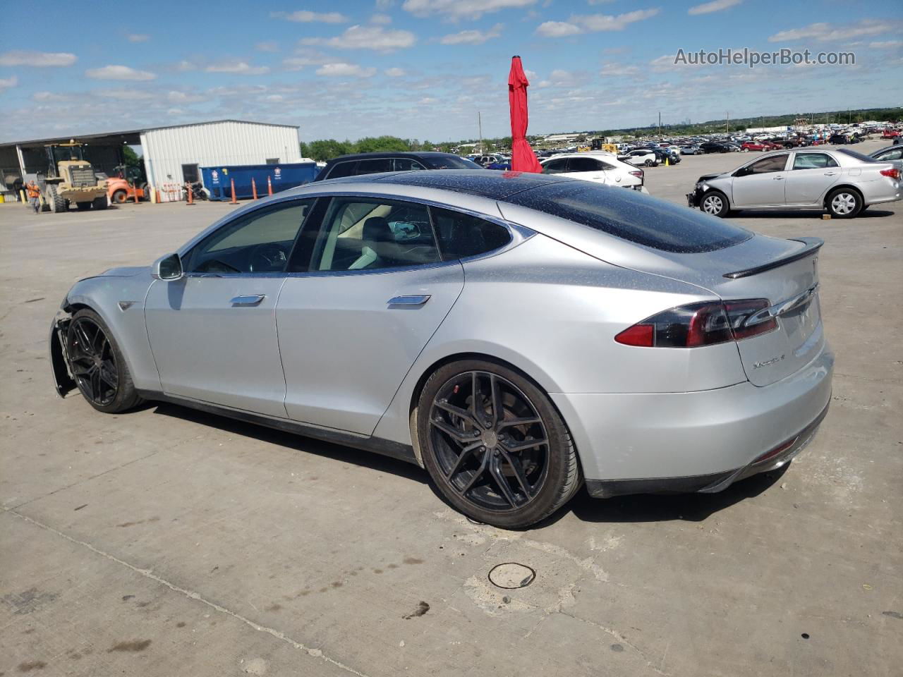 2013 Tesla Model S  Silver vin: 5YJSA1DP4DFP08858