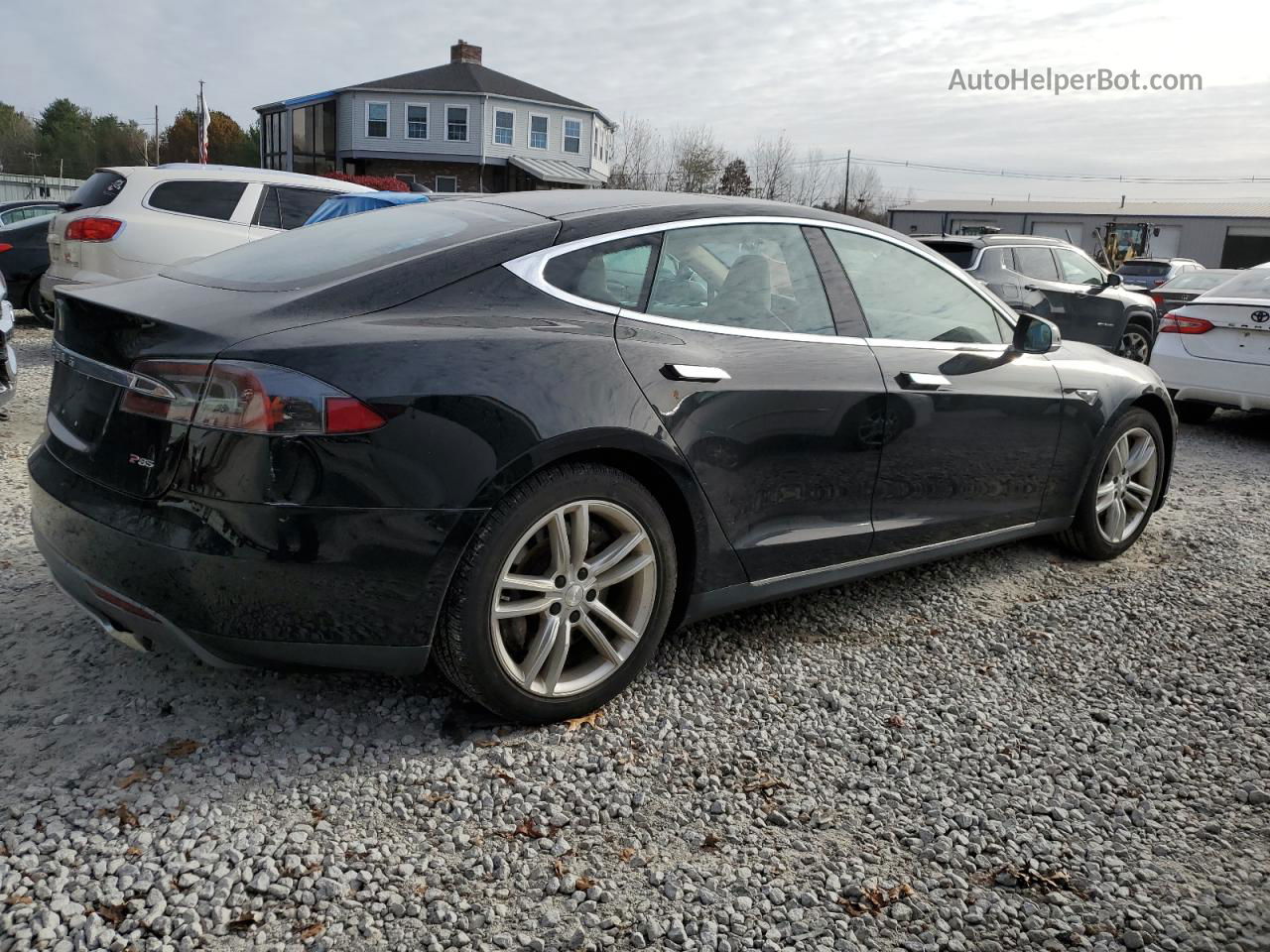 2013 Tesla Model S  Черный vin: 5YJSA1DP6DFP11003