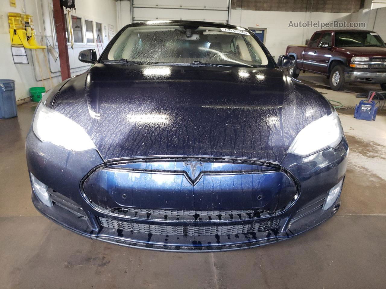 2013 Tesla Model S  Blue vin: 5YJSA1DP6DFP17545